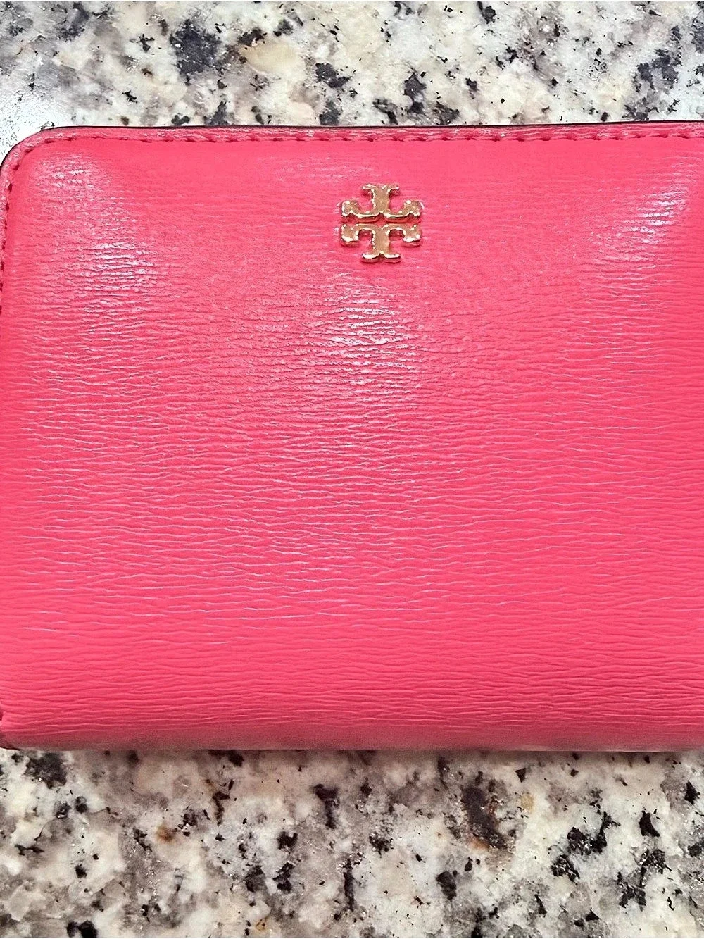 Tory Burch Zip Around Wallet in Pink Like New